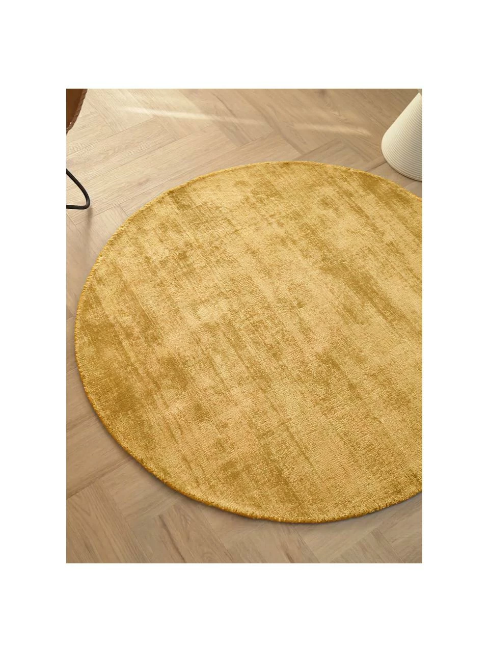 Offres 🧨 Westwing Collection Tapis rond jaune en viscose tissé main Jane, Ø 120 cm (taille S)Seulement 1 produit disponible 🔥 – Image 6
